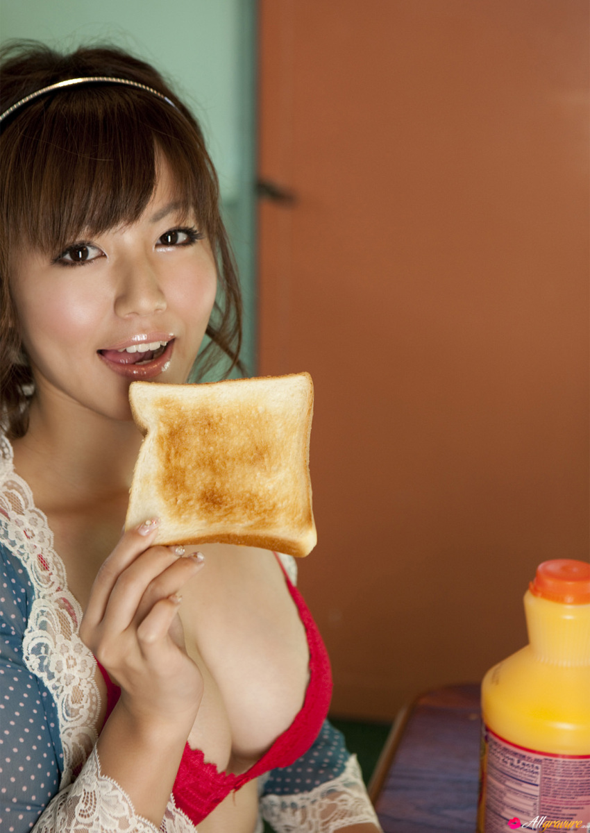 Breakfast » All Gravure Free Nude Pictures