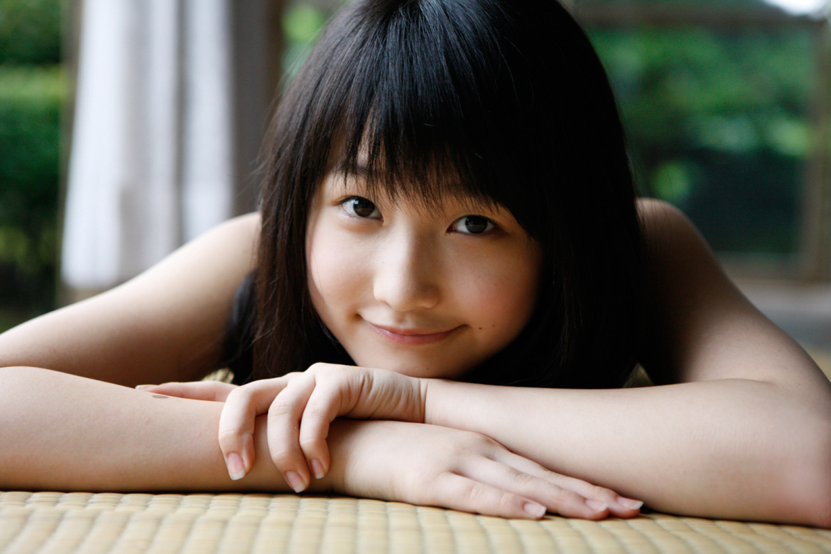 Sayashi Riho All Gravure Free Nude Pictures