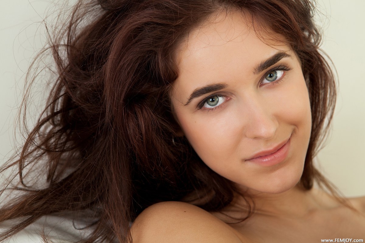 Premiere &raquo; FEMJOY Free Nude Pictures