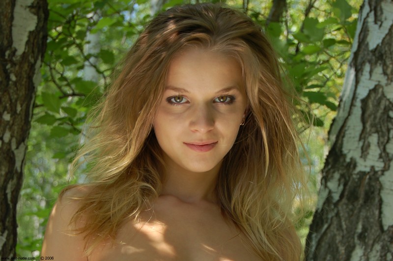 Wood Lark / Just Nude Free Mobile Bravo Erotica