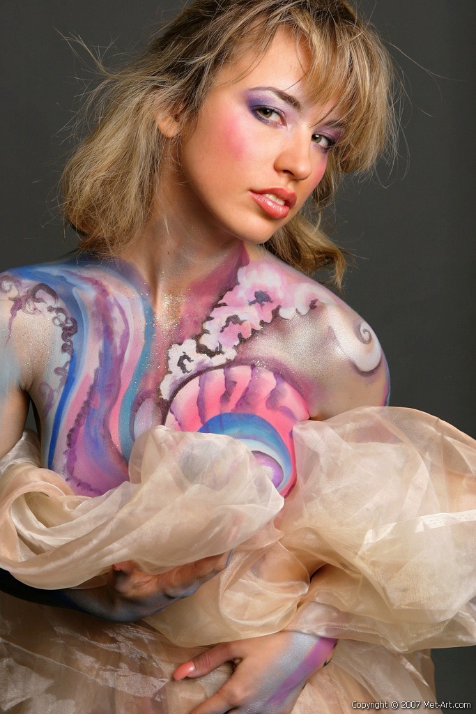 Innovacion Poringueras. Body painting