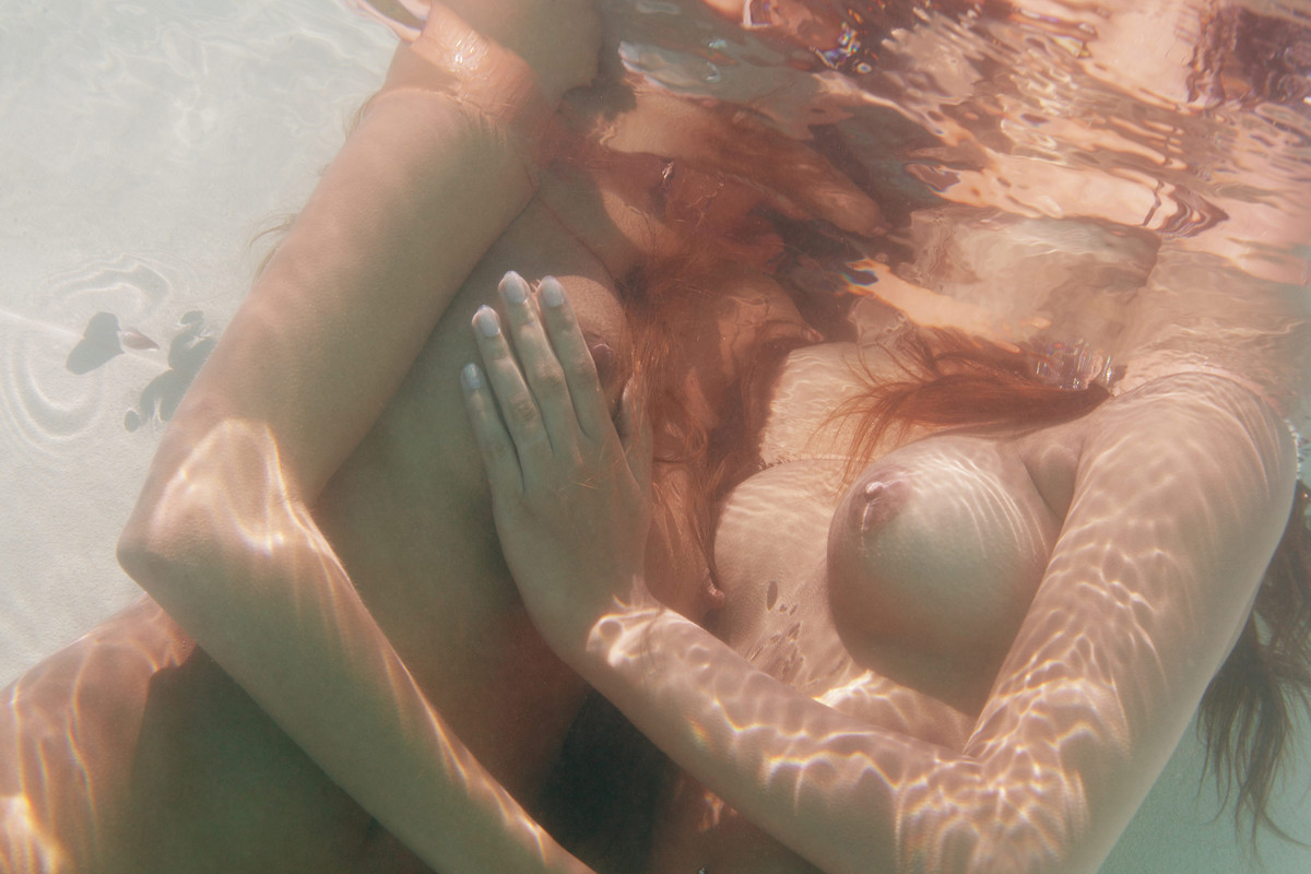 Underwater Lover » X Art Free Nude Pictures