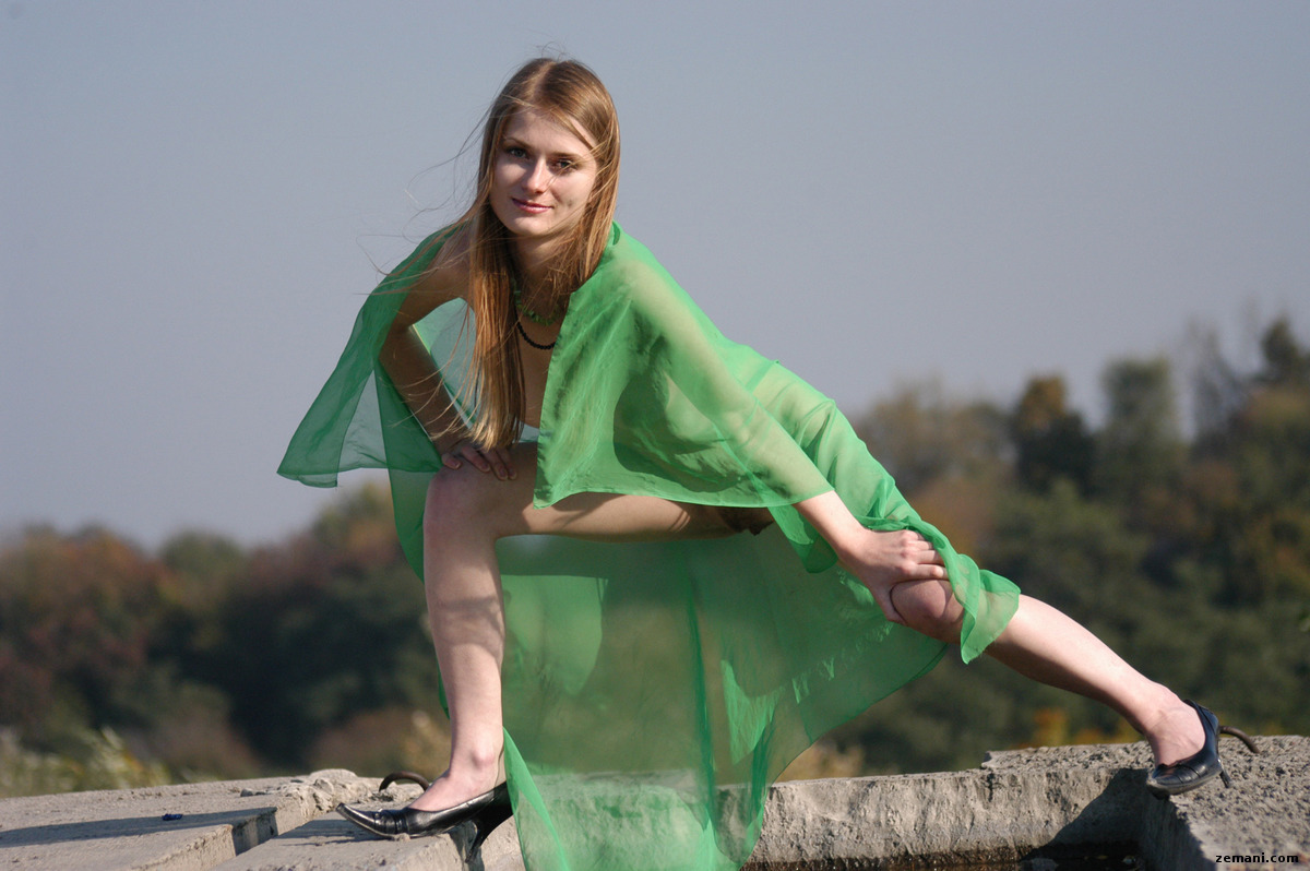 Green Shawl » Zemani Free Nude Pictures